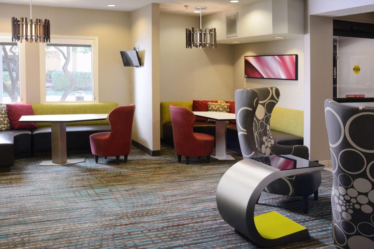 Sonesta Es Suites Dallas Central Expressway Bagian luar foto
