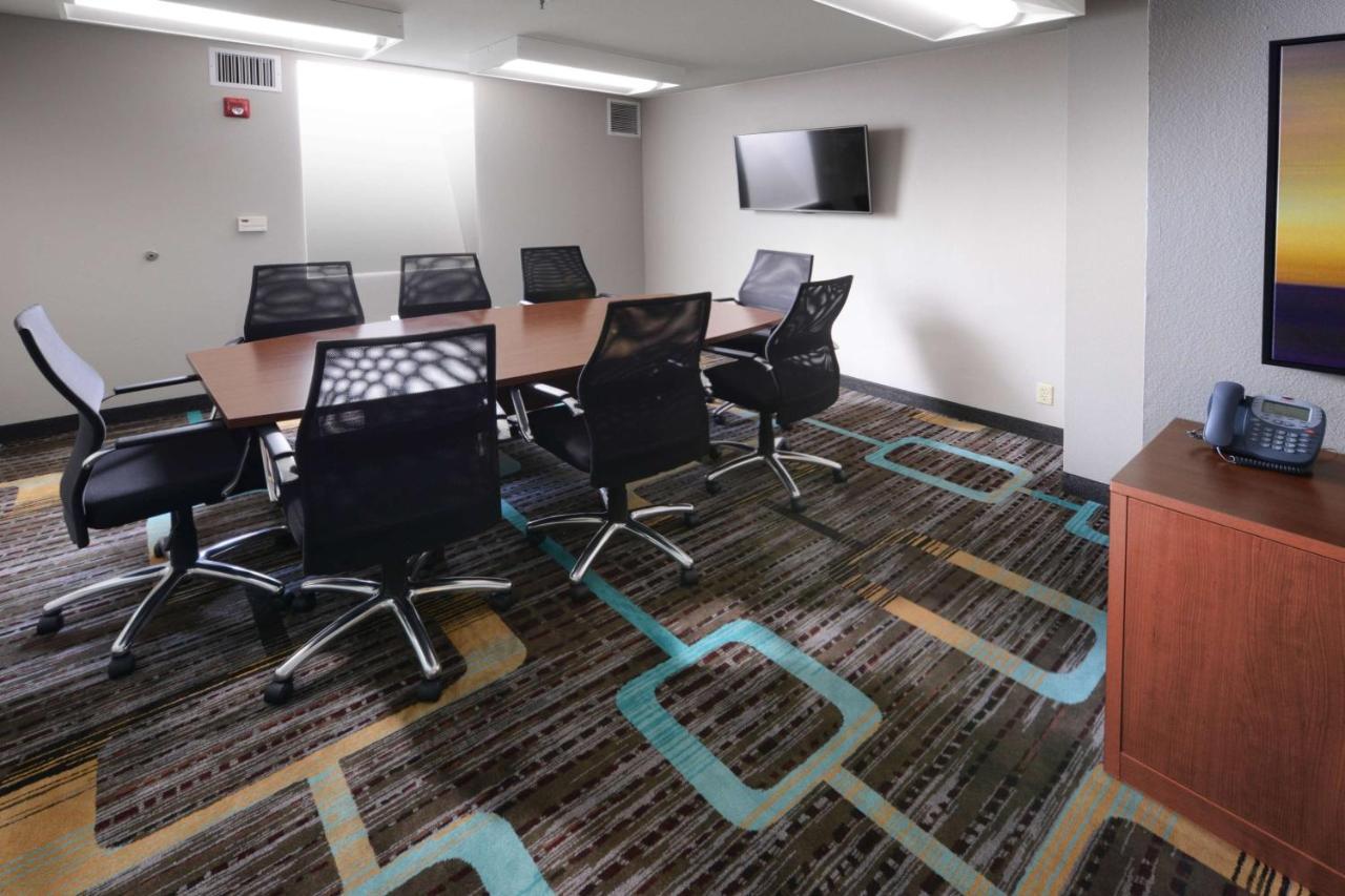 Sonesta Es Suites Dallas Central Expressway Bagian luar foto
