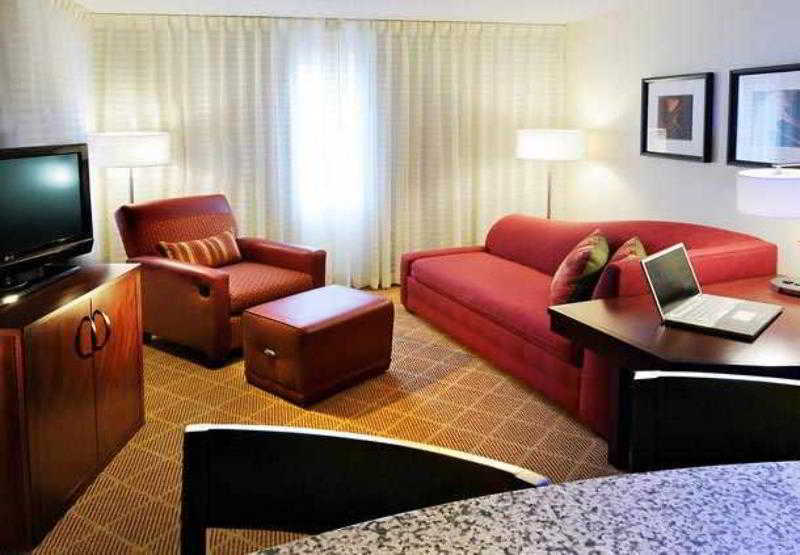 Sonesta Es Suites Dallas Central Expressway Bagian luar foto